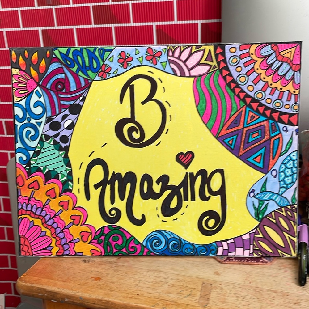 B Amazing 💐 acrylic pen art canvas 12x16 💕